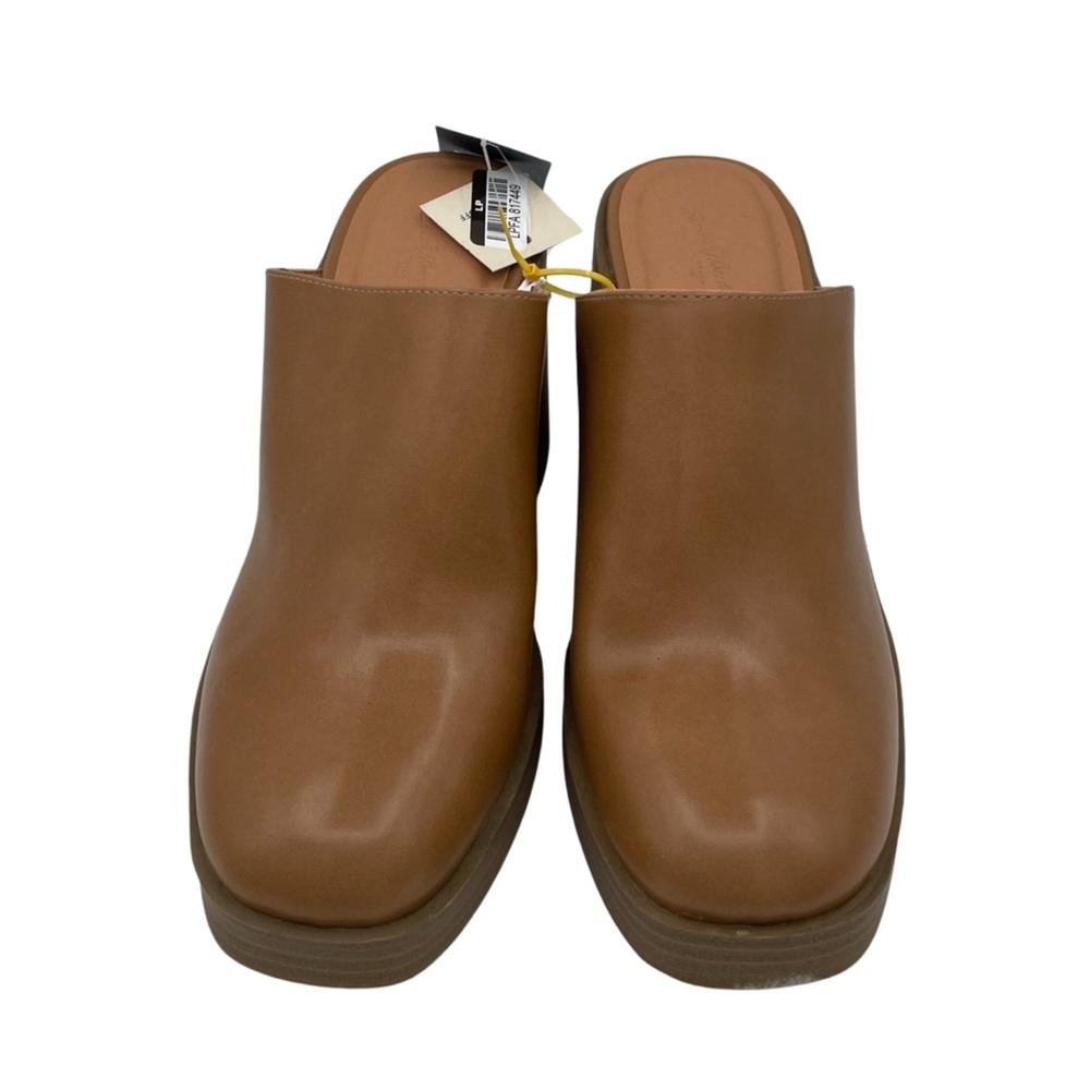 UNIVERSAL THREAD - Women’s Tess platform mule heels. - Picture 5 of 9